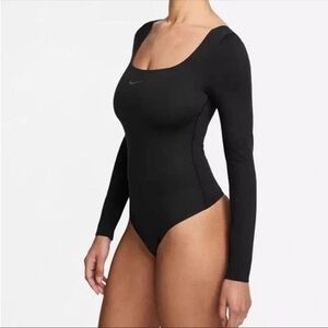 NWT Nike Women's Form Long-Sleeve Bodysuit-Black Size L